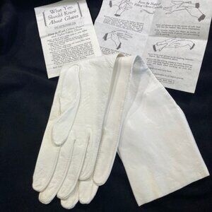 Vintage Doeskin gloves. Made in Italy. Never worn. White. 15 Inch. Size 7.5